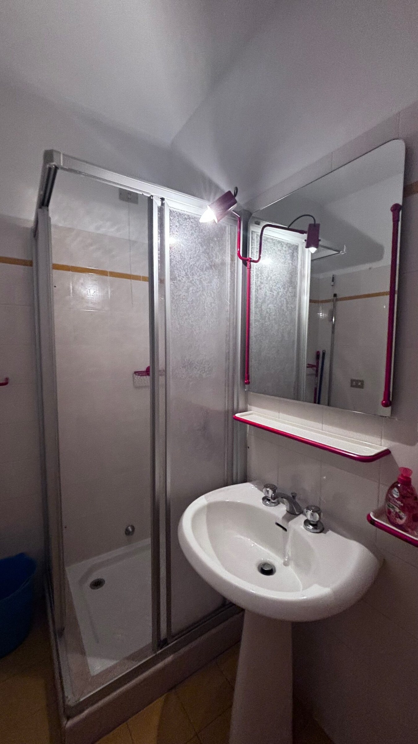 Dusche / Lavabo
